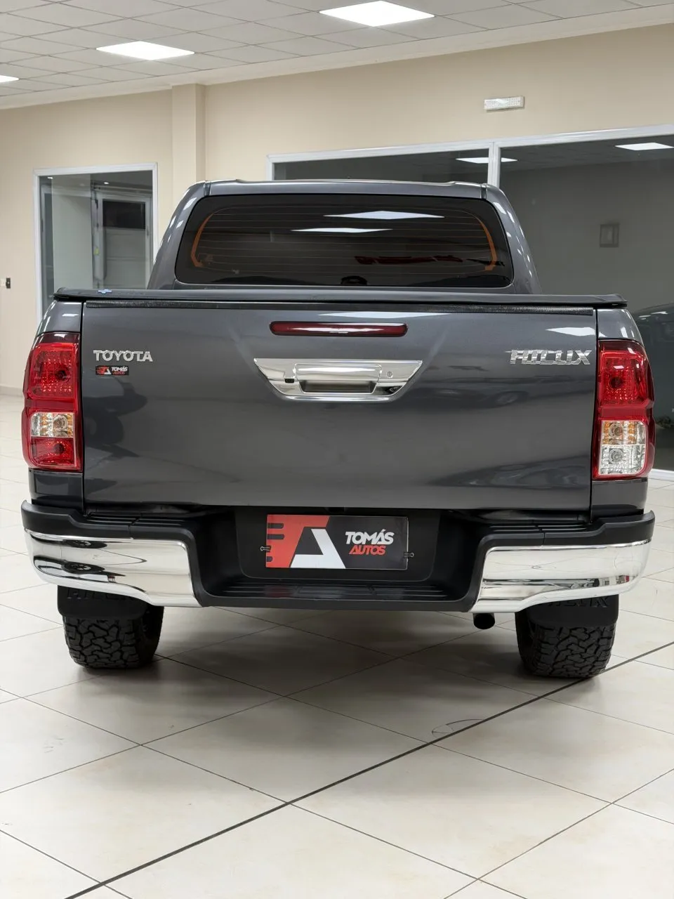 Toyota Hilux 2024, foto 5 de 5