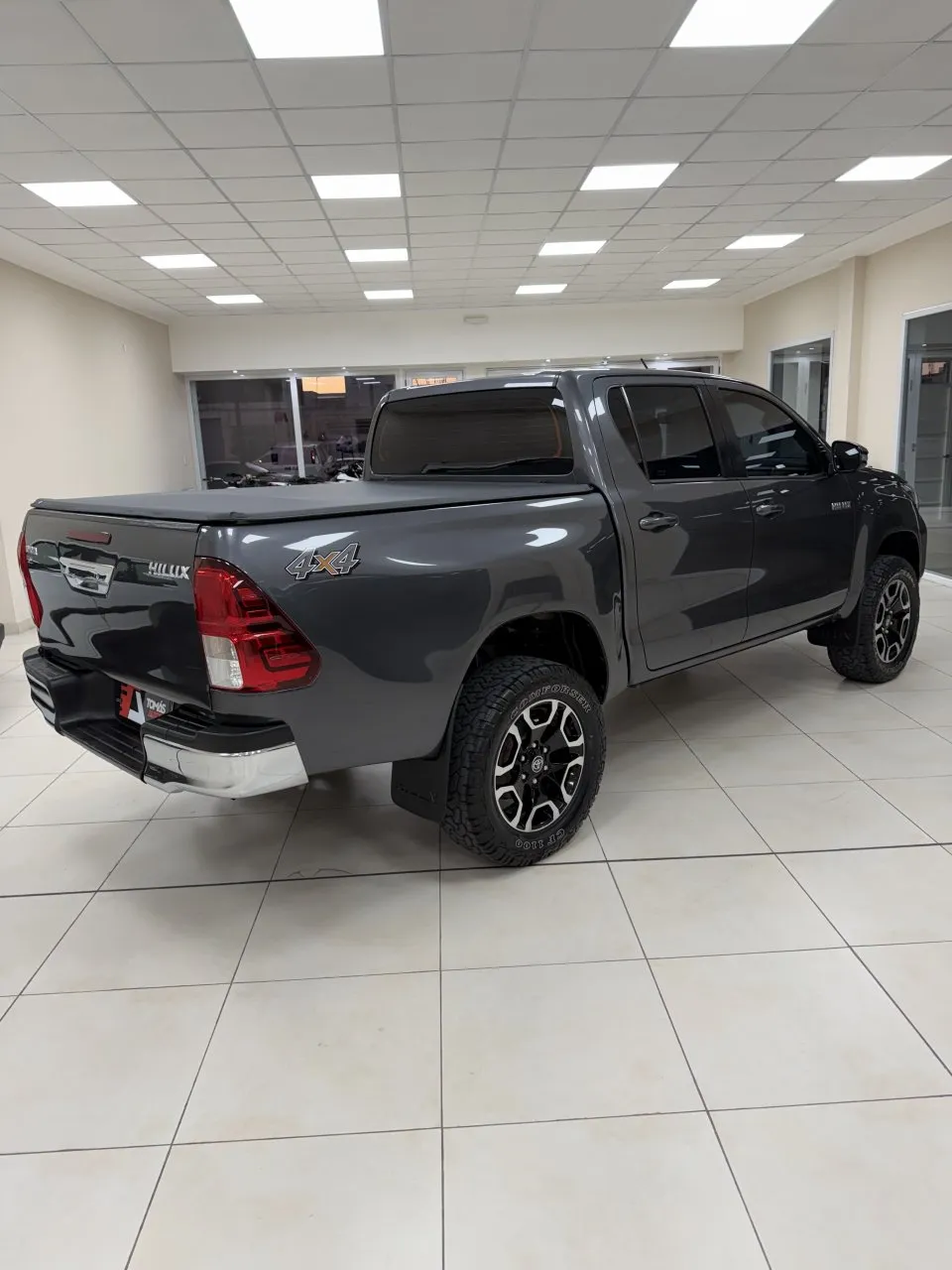 Toyota Hilux 2024, foto 4 de 5